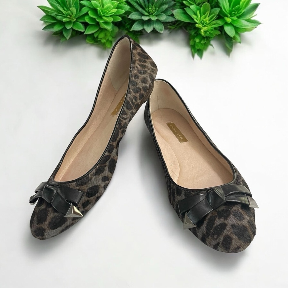 Louise et Cie Ballet Flats Women's 6.5 M Animal Print Bow and Metal Tip Accent